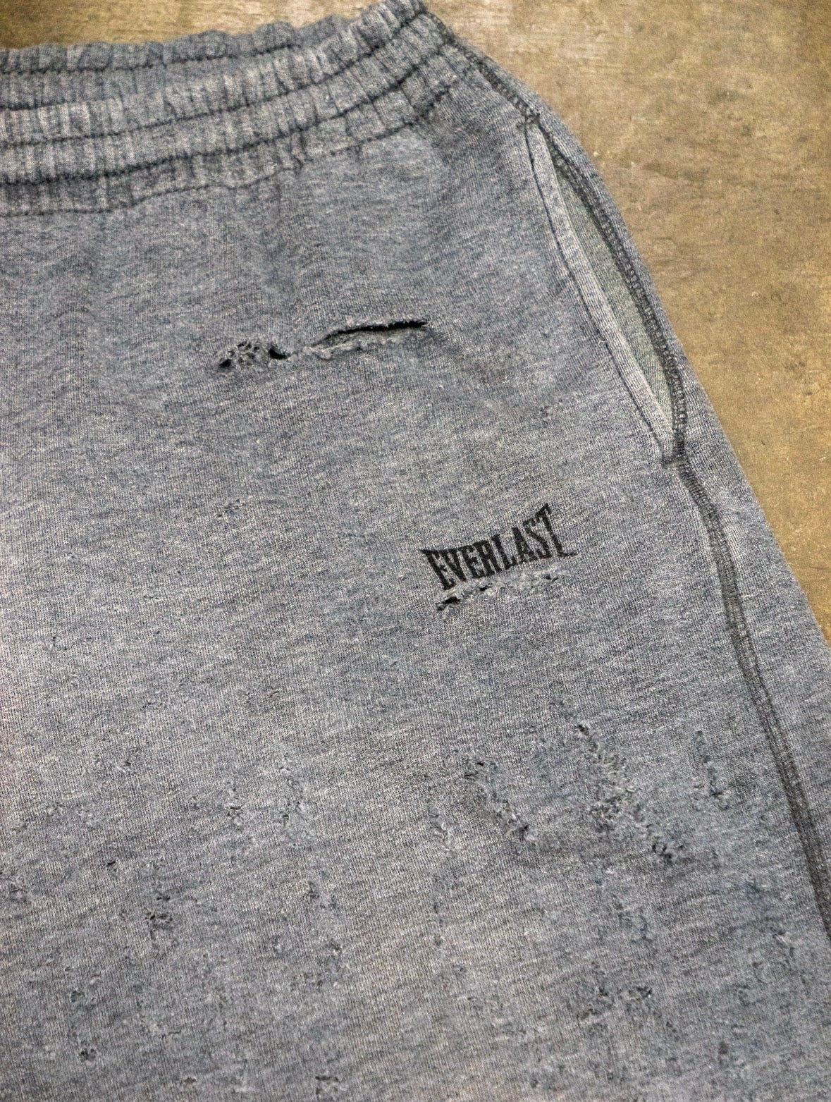 Everlast "Distressed" Baggy Shorts